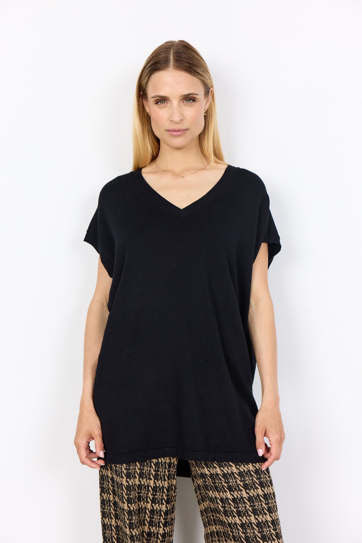 Dollie V Tunic