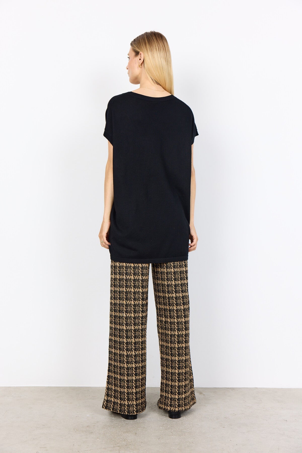 Dollie V Tunic