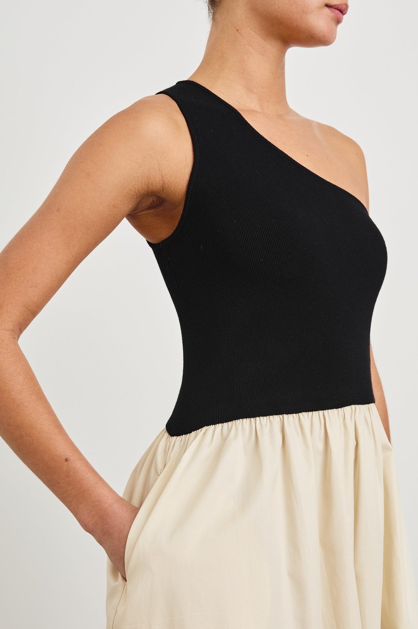 Anika Dress
