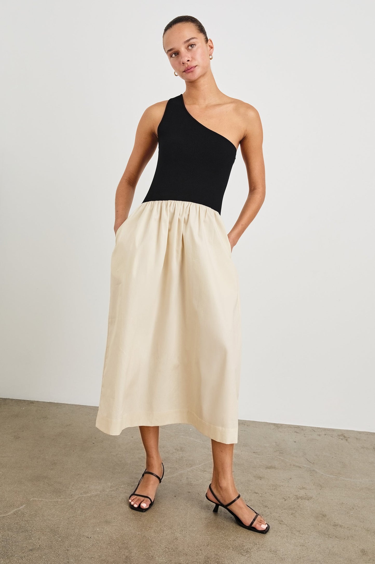 Anika Dress