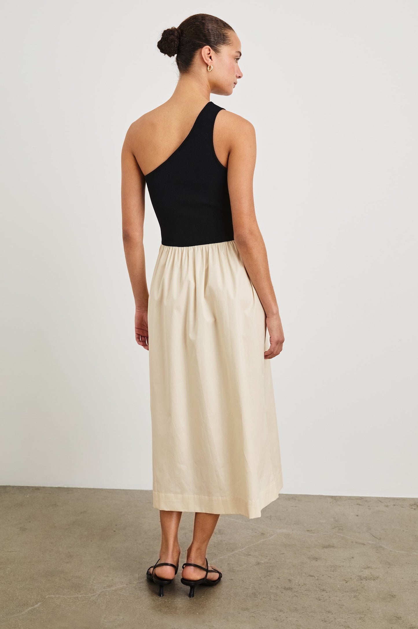 Anika Dress