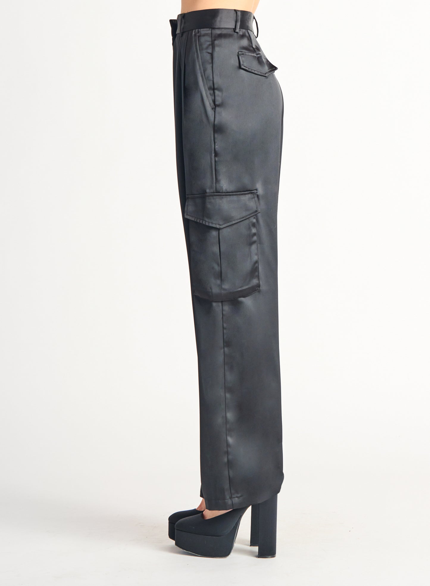 Darius Satin Cargo