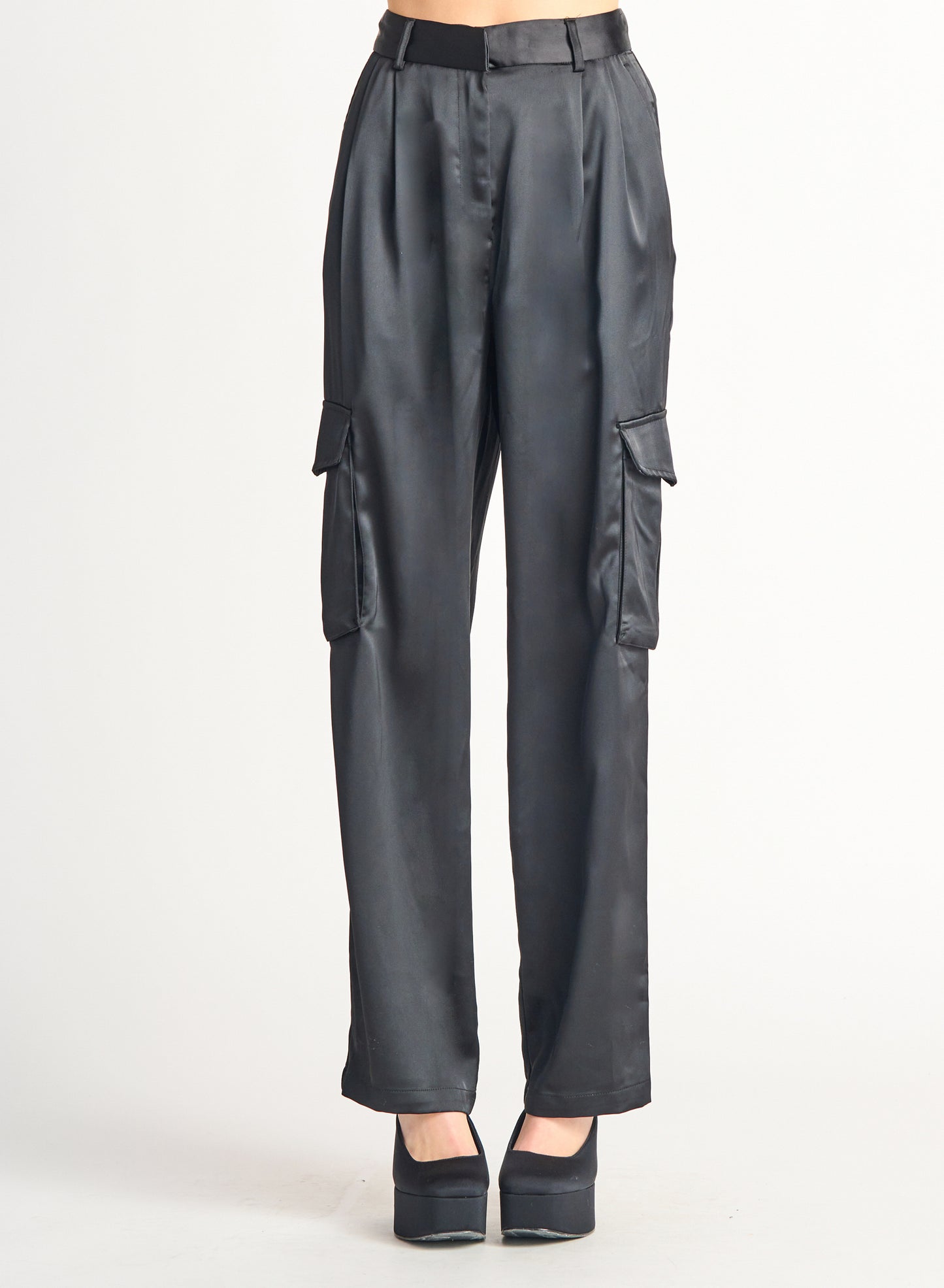Darius Satin Cargo