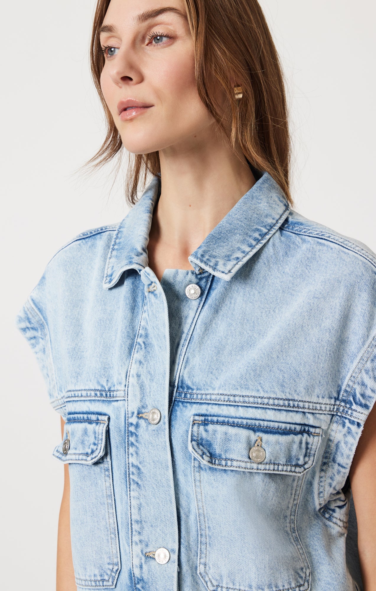 Nadia Vest