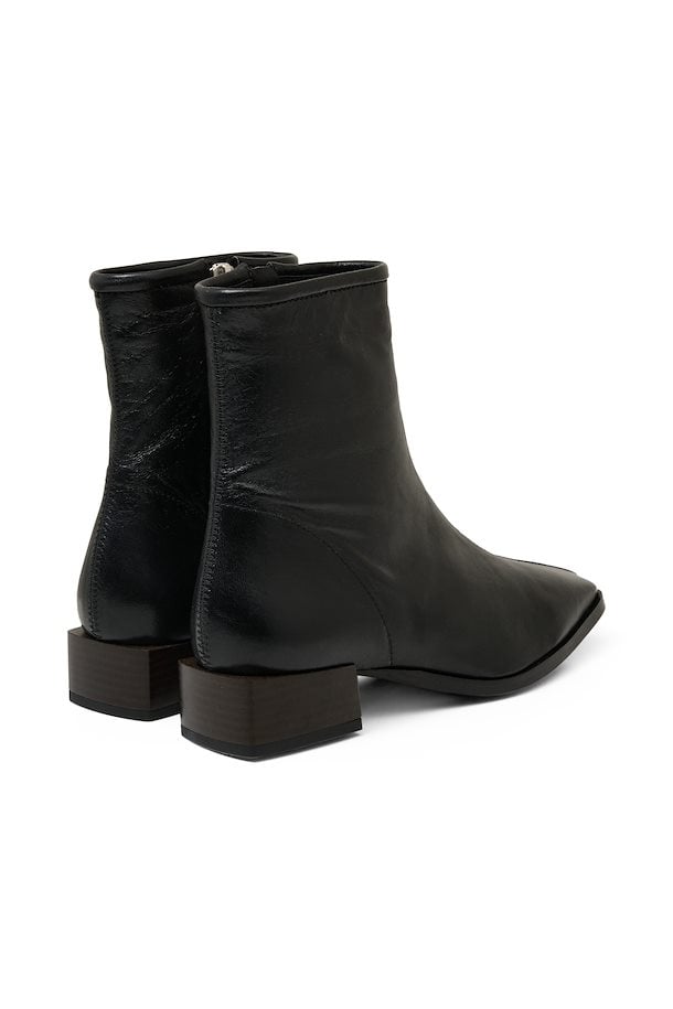Neefina Boot