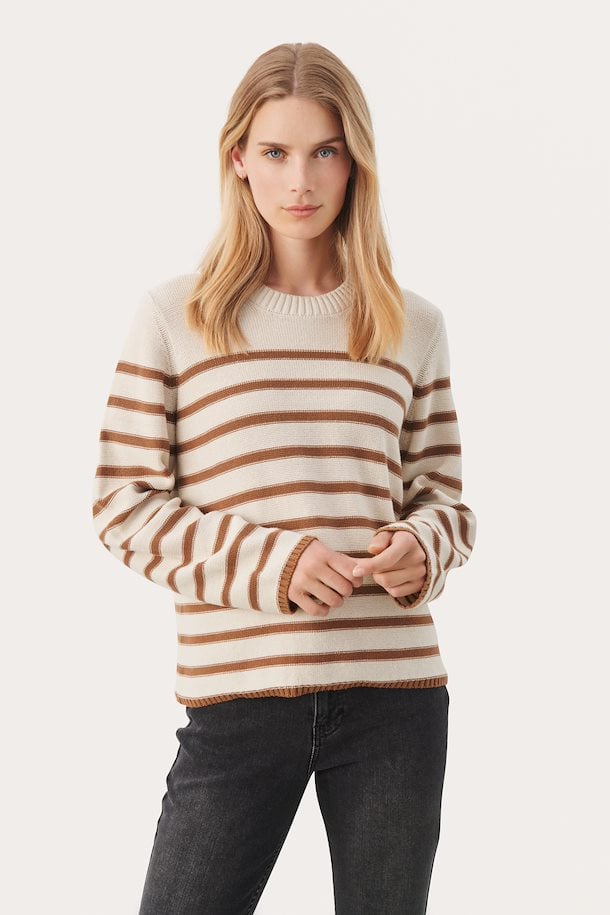 Carolyn Pullover