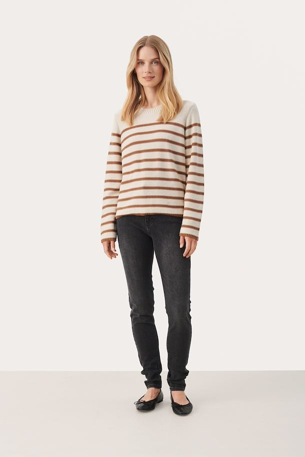 Carolyn Pullover