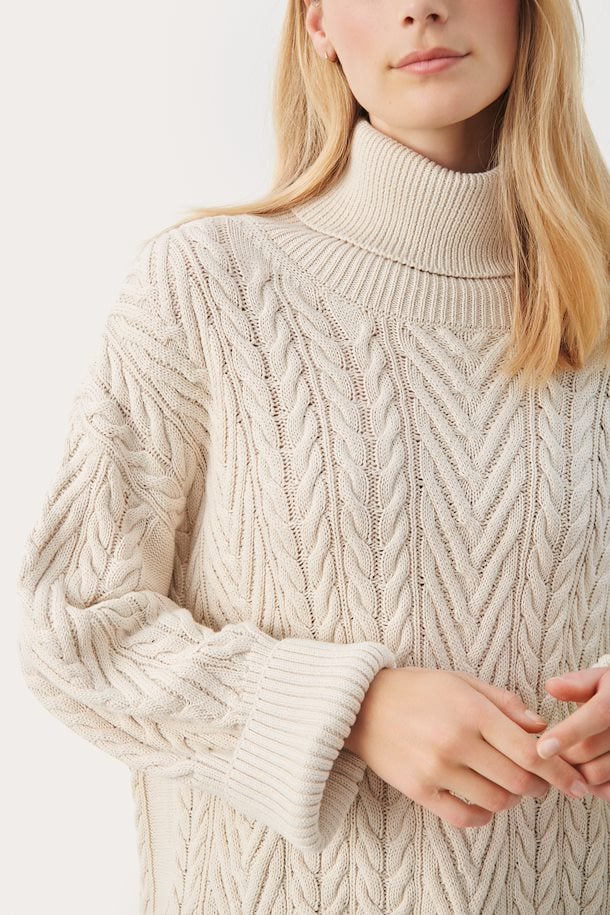 Rennah Pullover