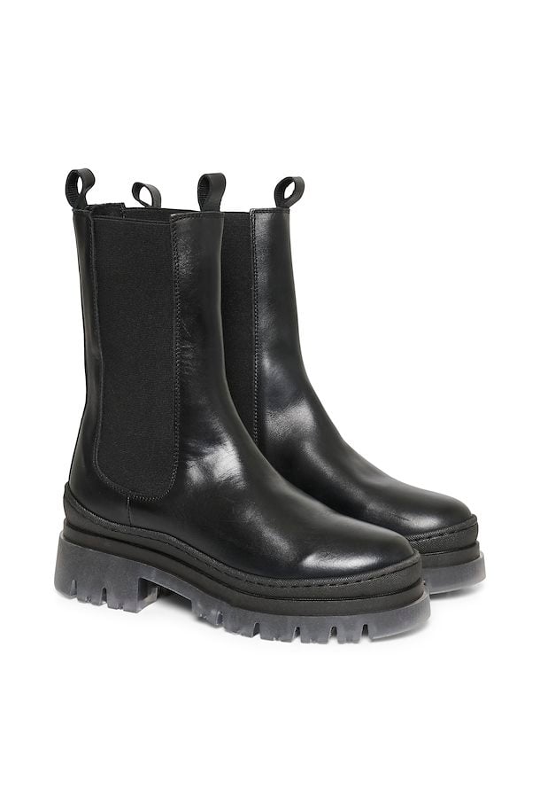 Ruchira Boot